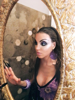 LA NOTTE A CARACALLA C E UNA TROIA