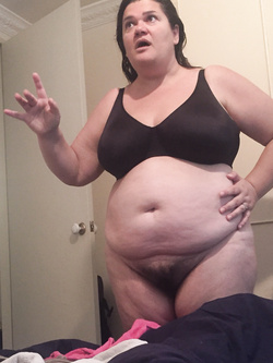 BBW Wife Sal Takes Her Bra And Panties Off