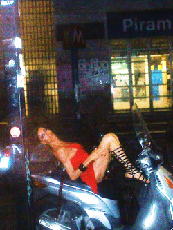 SPUTAMI MENTRE M I SCOPI