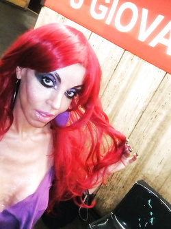 VOGLIOSA PORCA SU AMA PORN