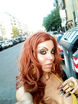 CONSIGLIA AI TUOI AMICI AMA PORN..CLICCCAAA