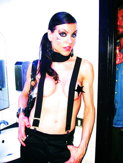 MMM LA NOTTE A PIRAMIDE MMM