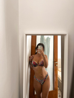 Troia vogliosa di cazzo latina