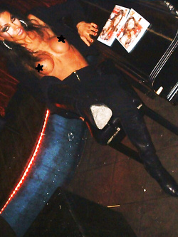 AMA PORN NN TI DELUDE CLICCAA!!!