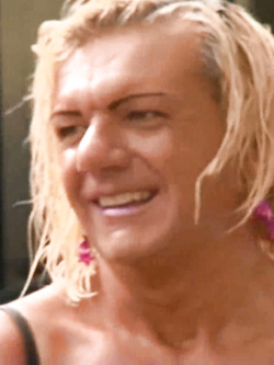 OCA LA VACCA:BATTONA A DIANO PROSTITUTA SCHIAVA 3285932523