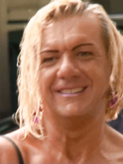 OCA LA VACCA:BATTONA A DIANO PROSTITUTA SCHIAVA 3285932523