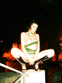 MIO MARITO E' PARTITO ..CI VEDIAMO?