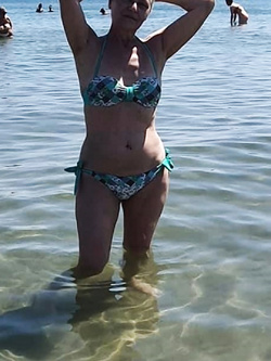 Sandra Milfona over 60