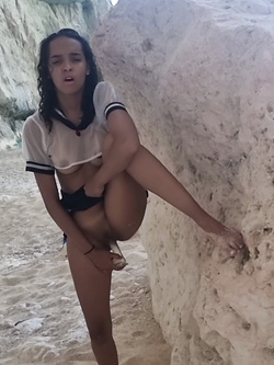 Hari De Lopo | Yoharis De Lopo | Mia Bennet Public Beach sex