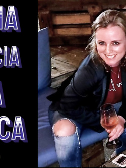 ALINA - PORCELLONA BIONDA ALLO SBANDO