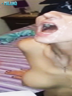 ALINA - PORCELLONA BIONDA ALLO SBANDO