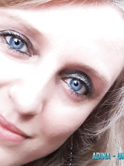 ALINA - PORCELLONA BIONDA ALLO SBANDO