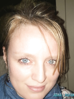 ALINA - PORCELLONA BIONDA ALLO SBANDO