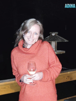 ALINA - PORCELLONA BIONDA ALLO SBANDO