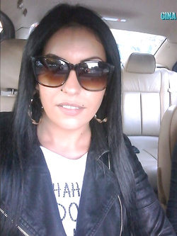 CASSANDRA -GINA - ZINGARA ESIBIZIONISTA