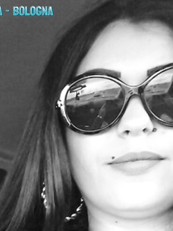 CASSANDRA -GINA - ZINGARA ESIBIZIONISTA