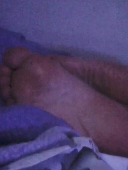 Piedi di Mamma Cicciona Grassi Attendono Sborra