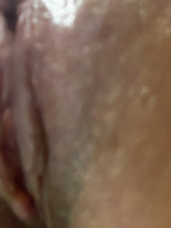 Dicono che quando ho voglia sono molto.porcellina..