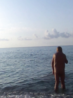 OCA LA VACCA:BATTONA AL MARE PROSTITUTA SCHIAVA 3285932523