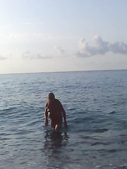 OCA LA VACCA:BATTONA AL MARE PROSTITUTA SCHIAVA 3285932523