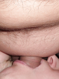 Ottavia adora fare un deepthroat al mio amico