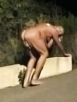 OCA LA VACCA:BATTONA IN STRADA PROSTITUTA SCHIAVA 3285932523