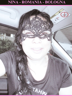 NINA DA BOLOGNA - ESIBIZIONISTA ALLO STATO PURO