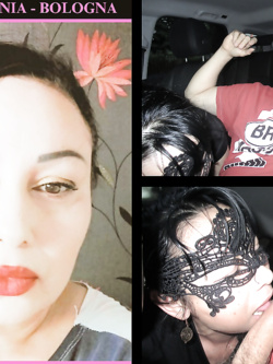 NINA DA BOLOGNA - ESIBIZIONISTA ALLO STATO PURO