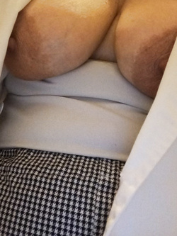 La mia tettona verificata