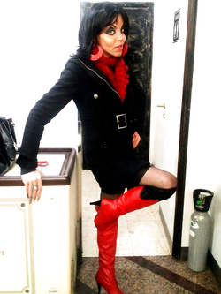 SONO ALL AUTOLINEA VIENI A DARMI IL CAZZO A PELLE...MMMMMM