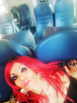 DOMENICA SBURR IN CULO CLICCAAA