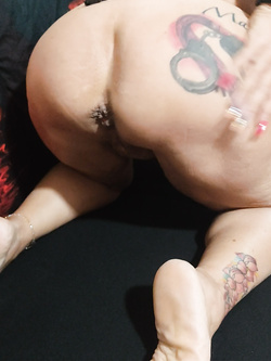 Puttana vecchia  maiala 64 anni