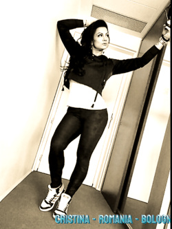 CRISTINA - ROMANIA - BOLOGNA - STUPENDA ESIBIZIONISTA