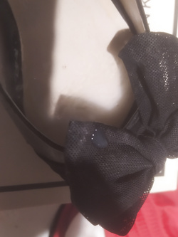 Alessandra mi vende le sue scarpe!