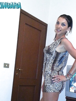 MIKELA - ZINGARA RUMENA IN AZIONE