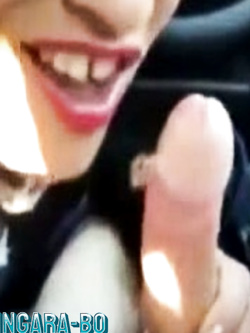 MIKELA - ZINGARA RUMENA IN AZIONE