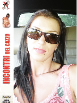 MIKELA - ZINGARA RUMENA IN AZIONE