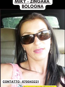 MIKELA - ZINGARA RUMENA IN AZIONE