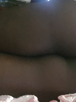 Sara grande zoccola rotta in culo