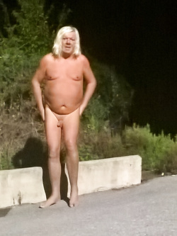 OCA LA VACCA:BATTONA AL LAVORO PROSTITUTA SCHIAVA 3285932523