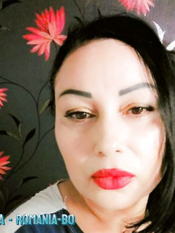 ESIBIZIONI DI COPPIE E SINGOLI