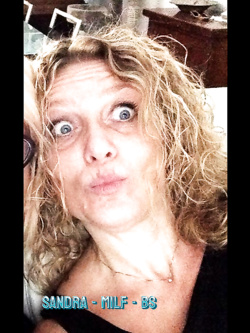 SANDRA - MILF - BS