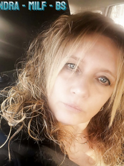 SANDRA - MILF - BS