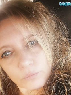 SANDRA - MILF - BS