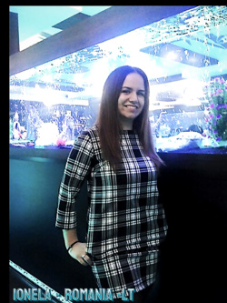 IONELA ESIBIZIONISTA DI LATINA