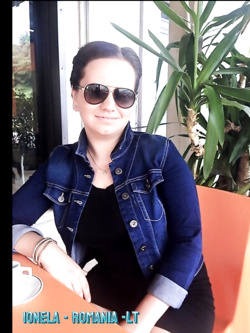 IONELA ESIBIZIONISTA DI LATINA