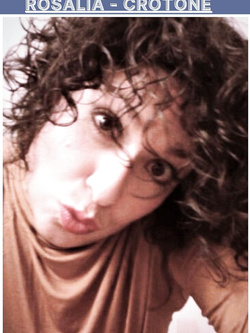 LA CALIENTE ROSALIA DA CROTONE