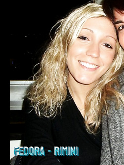 FEDORA BIONDA SEXY DI RIMINI