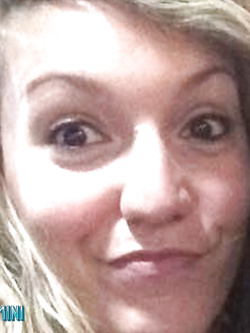 FEDORA BIONDA SEXY DI RIMINI