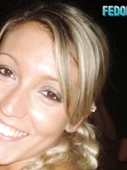 FEDORA BIONDA SEXY DI RIMINI